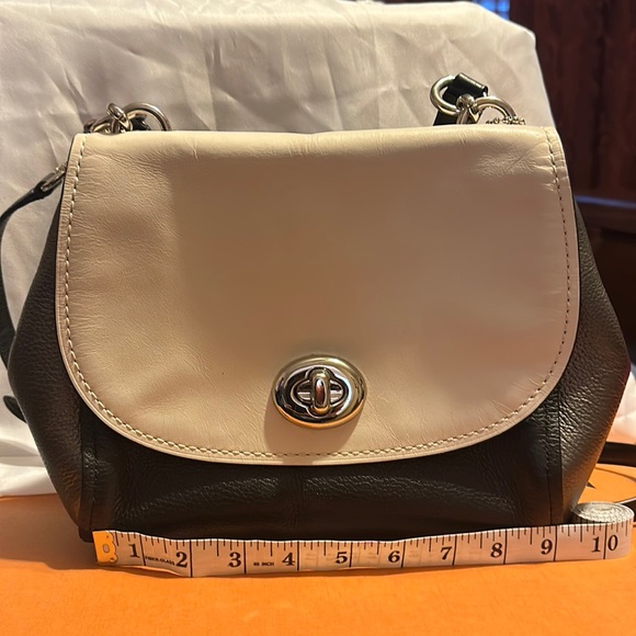 Coach Handbags - Authentic Coach - Faye Carryall Purse Colorblock with Shoulder Strap